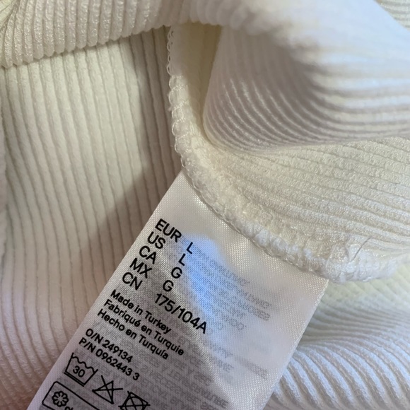 Off The Shoulder Shirt | H&M - Picture 3 of 3